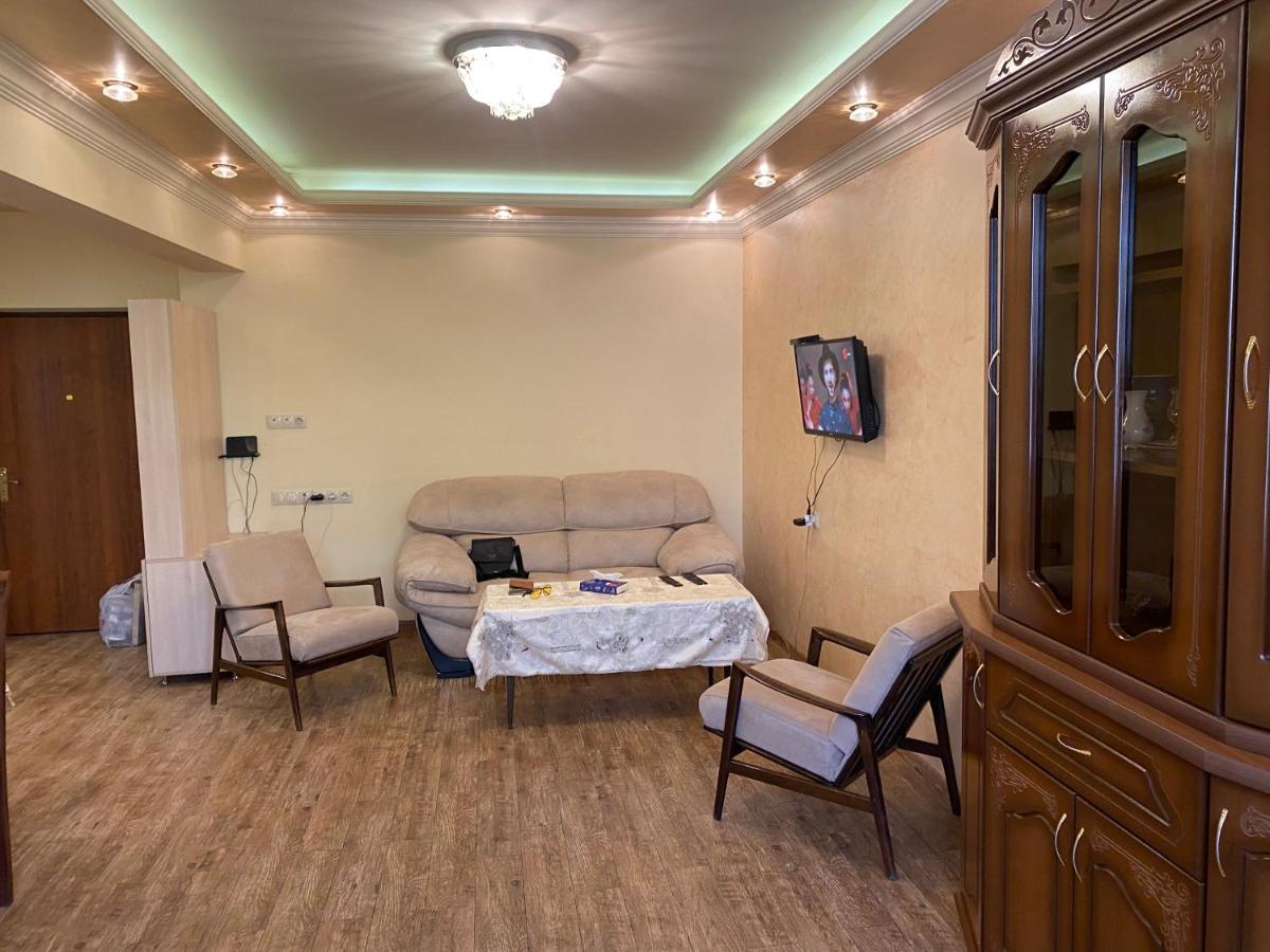 Apartment In Centre Evn Jereván Kültér fotó